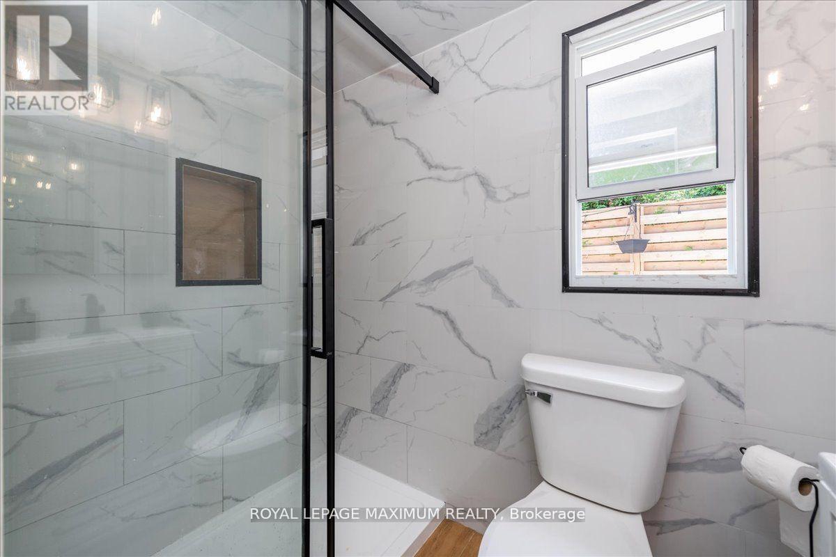 749 River Road E, Wasaga Beach, Ontario  L9Z 2M4 - Photo 13 - S12143871