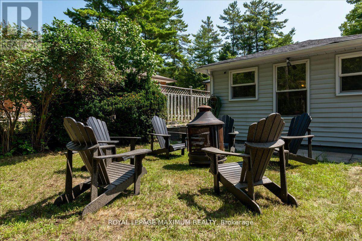 749 River Road E, Wasaga Beach, Ontario  L9Z 2M4 - Photo 25 - S12143871