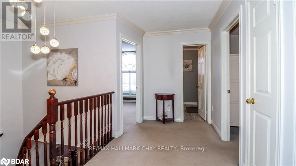 33 Pinecliff Crescent, Barrie, Ontario  L4N 5V2 - Photo 17 - S12143933