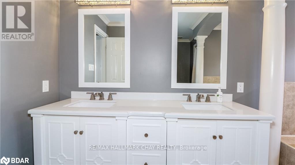 33 Pinecliff Crescent, Barrie, Ontario  L4N 5V2 - Photo 27 - S12143933