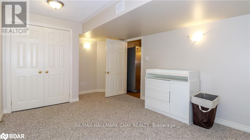 33 Pinecliff Crescent, Barrie, Ontario  L4N 5V2 - Photo 38 - S12143933