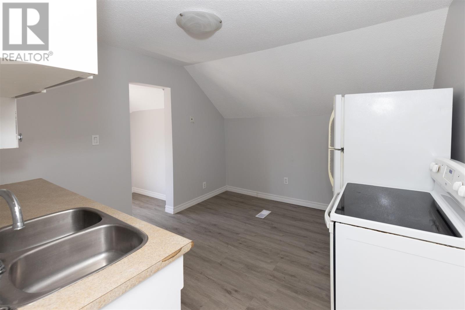 401 May St N, Thunder Bay, Ontario  P7C 3R4 - Photo 11 - TB251135