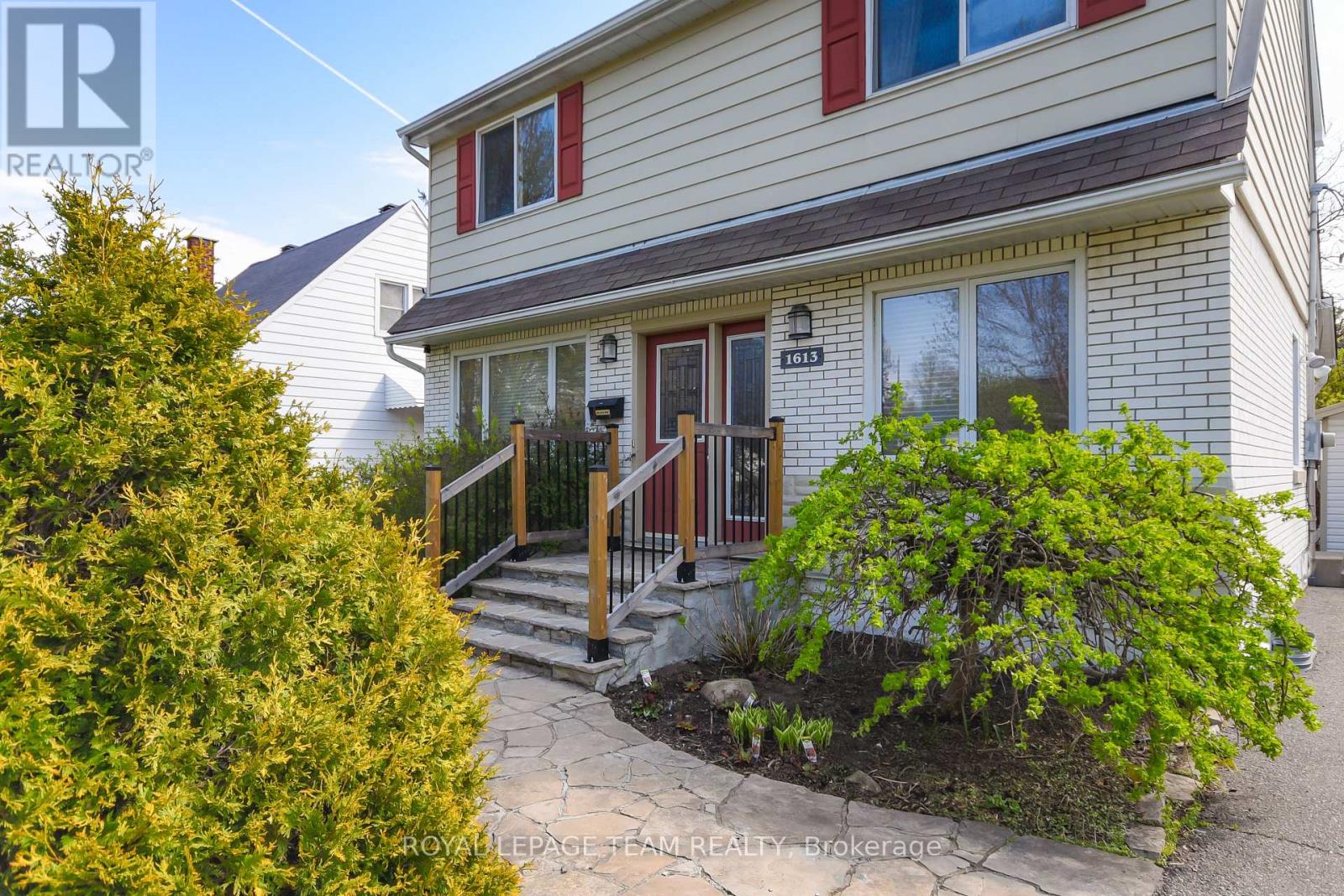 Property at 1613 DIGBY STREET image 3