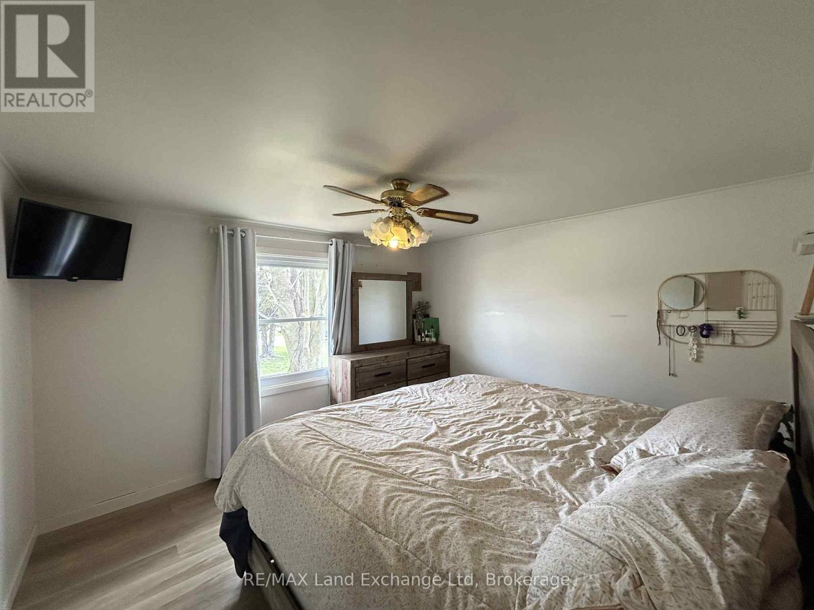 86731 Fischer Line, Morris Turnberry, Ontario  N0G 2W0 - Photo 11 - X12143993