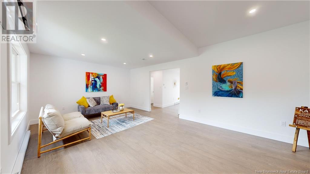 Property at 458 Wetmore Road image 3