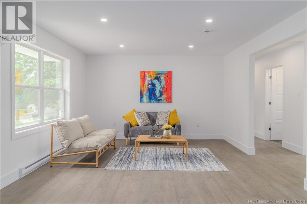 Property at 458 Wetmore Road image 4