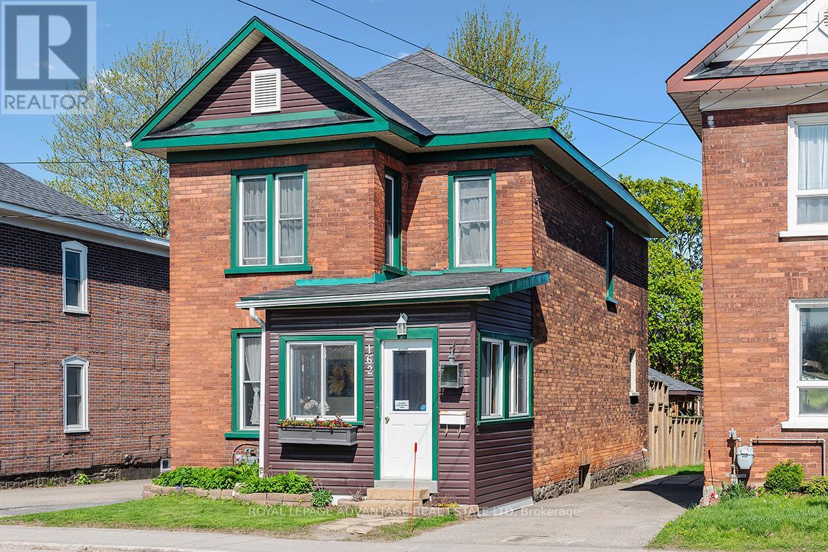 Property at 162 CHAMBERS STREET image 3