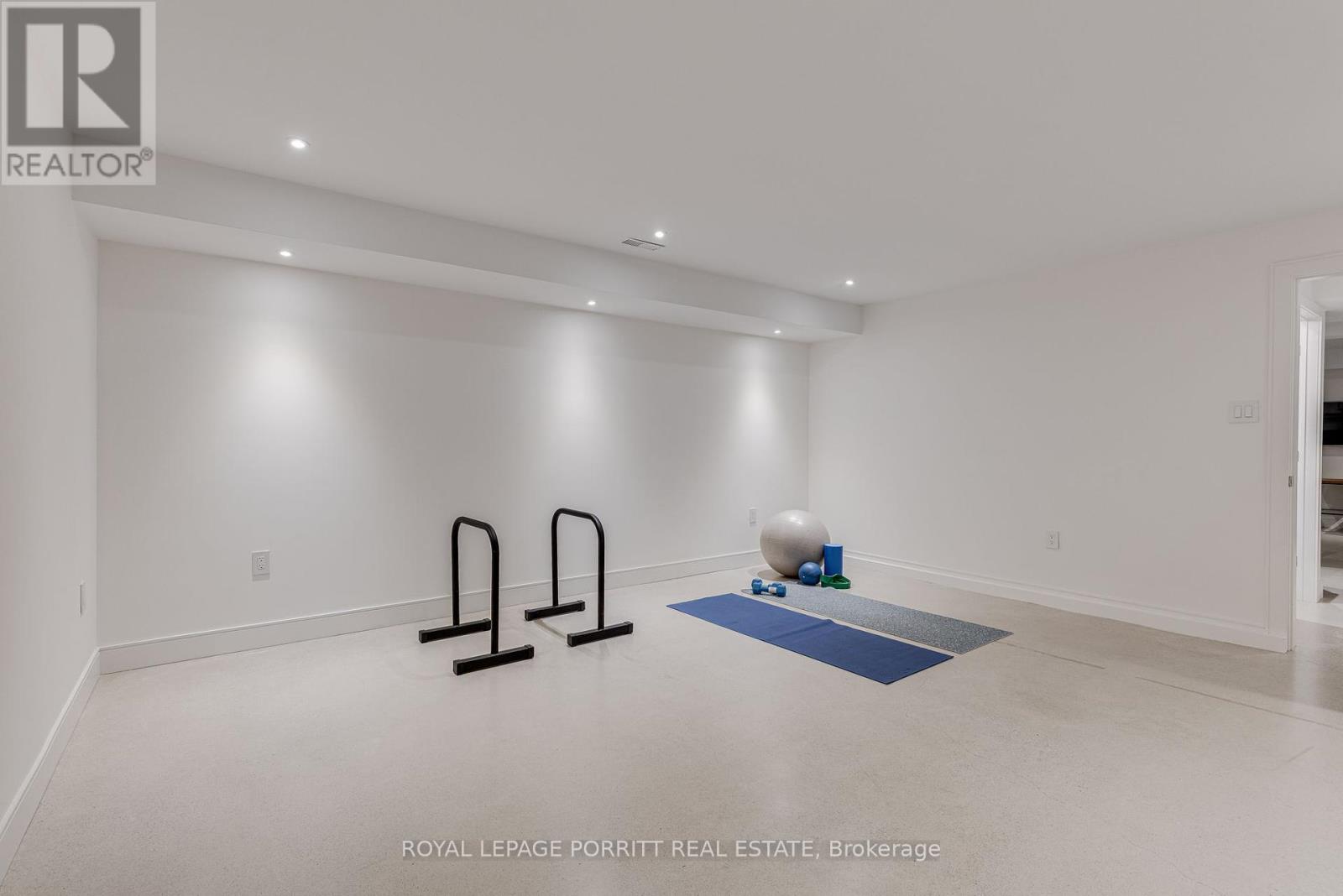 22 Delma Drive, Toronto (Alderwood), Ontario  M8W 4N4 - Photo 41 - W12143779
