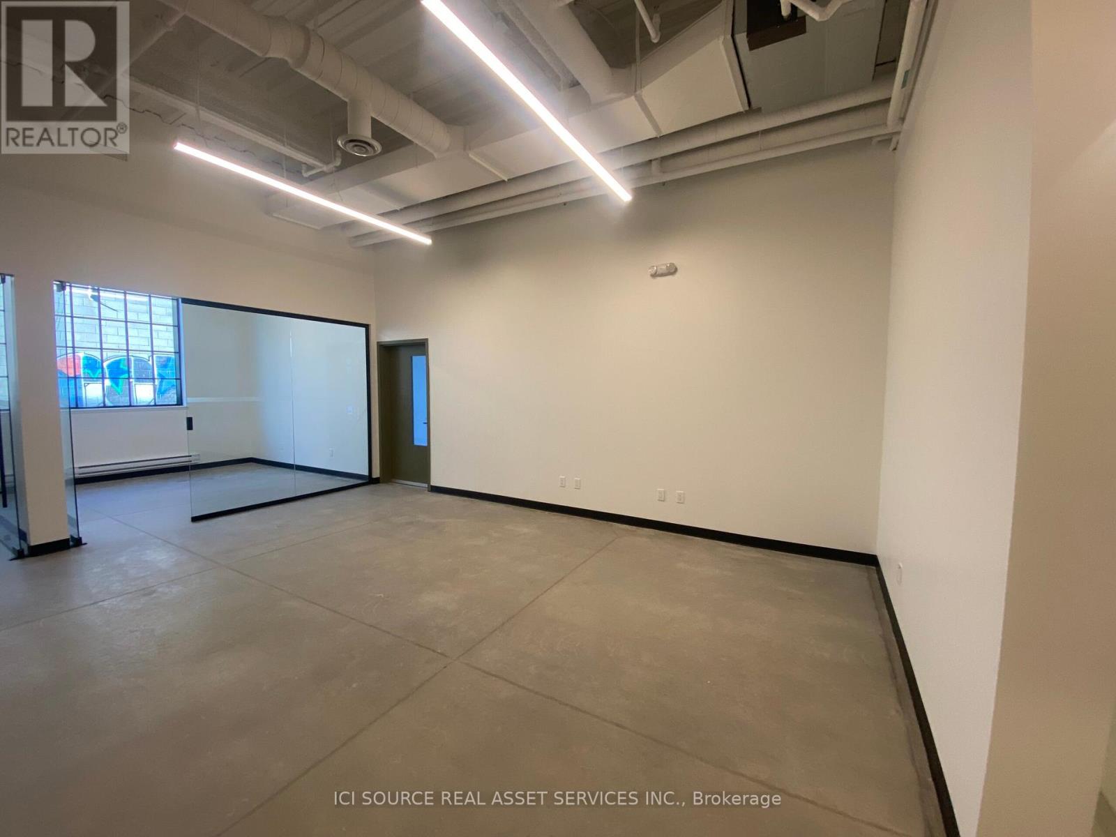107 - 300 Geary Avenue, Toronto, Ontario  M6H 2C5 - Photo 11 - W12143787