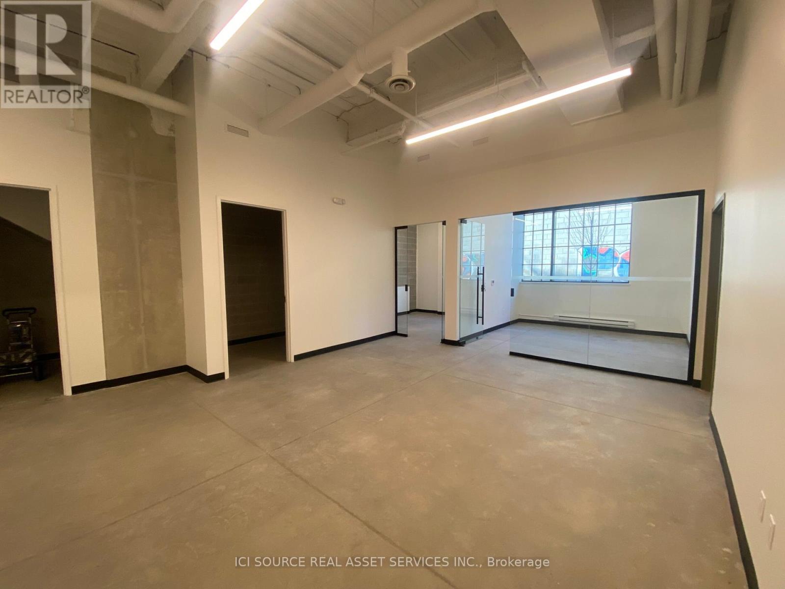 107 - 300 Geary Avenue, Toronto, Ontario  M6H 2C5 - Photo 12 - W12143787