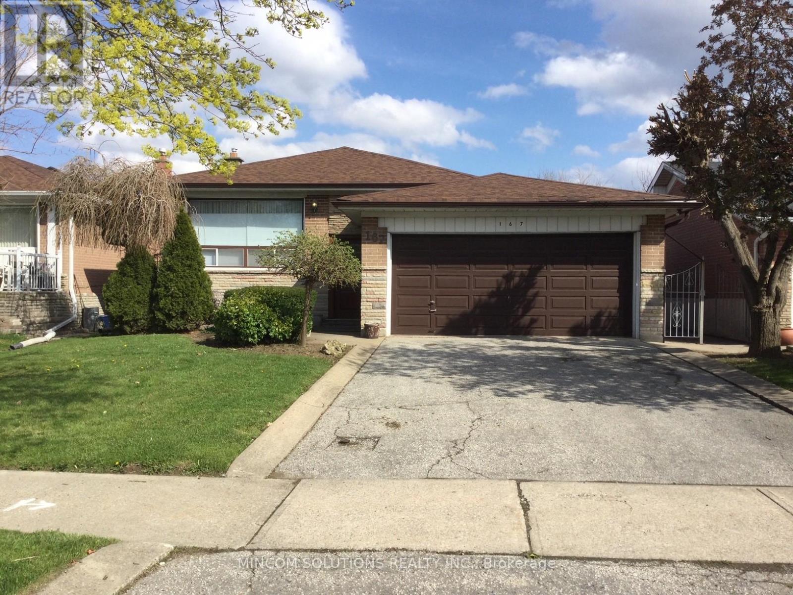 Property at 167 KINGSVIEW BOULEVARD image 1