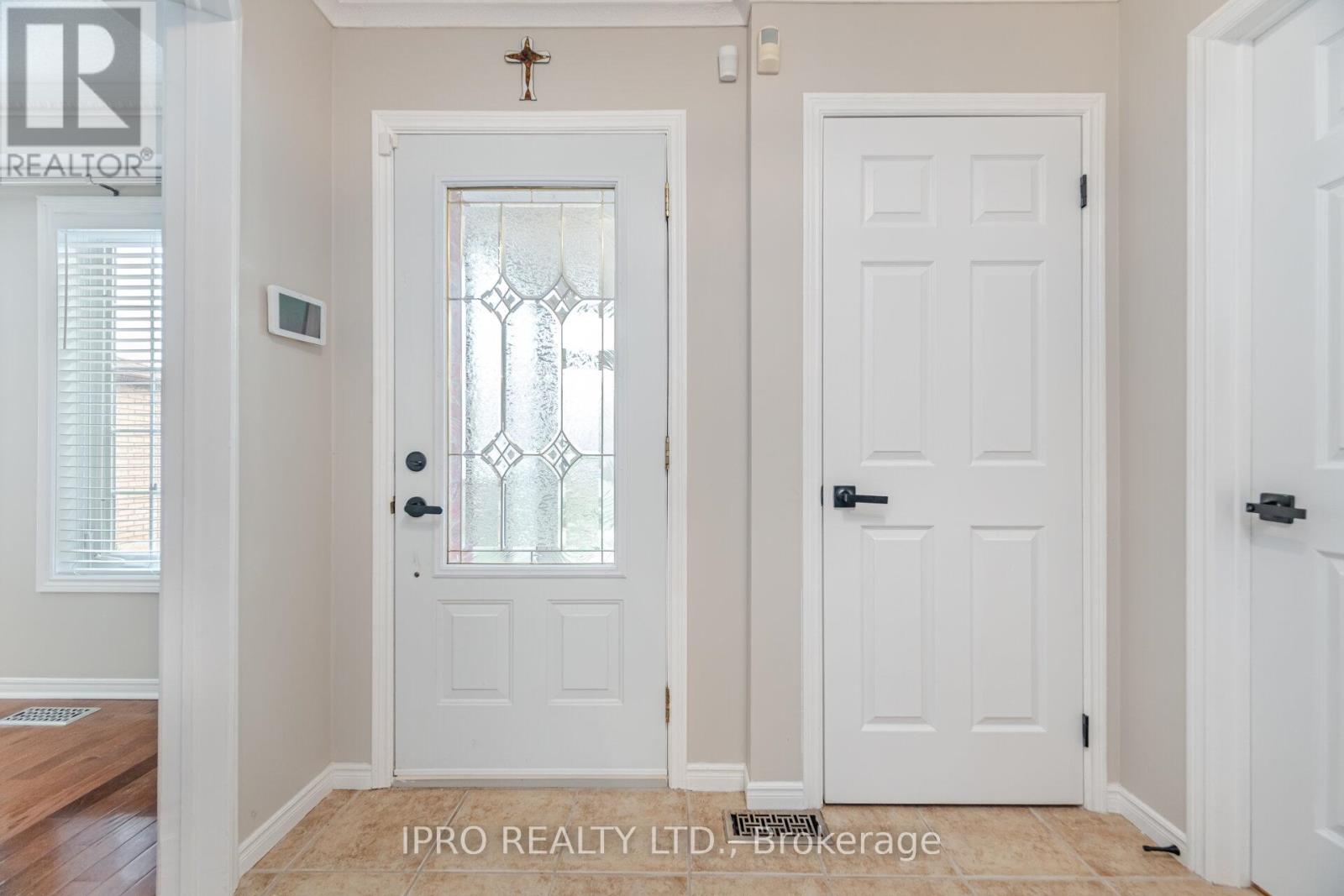 Property at 27 LASBY LANE image 5