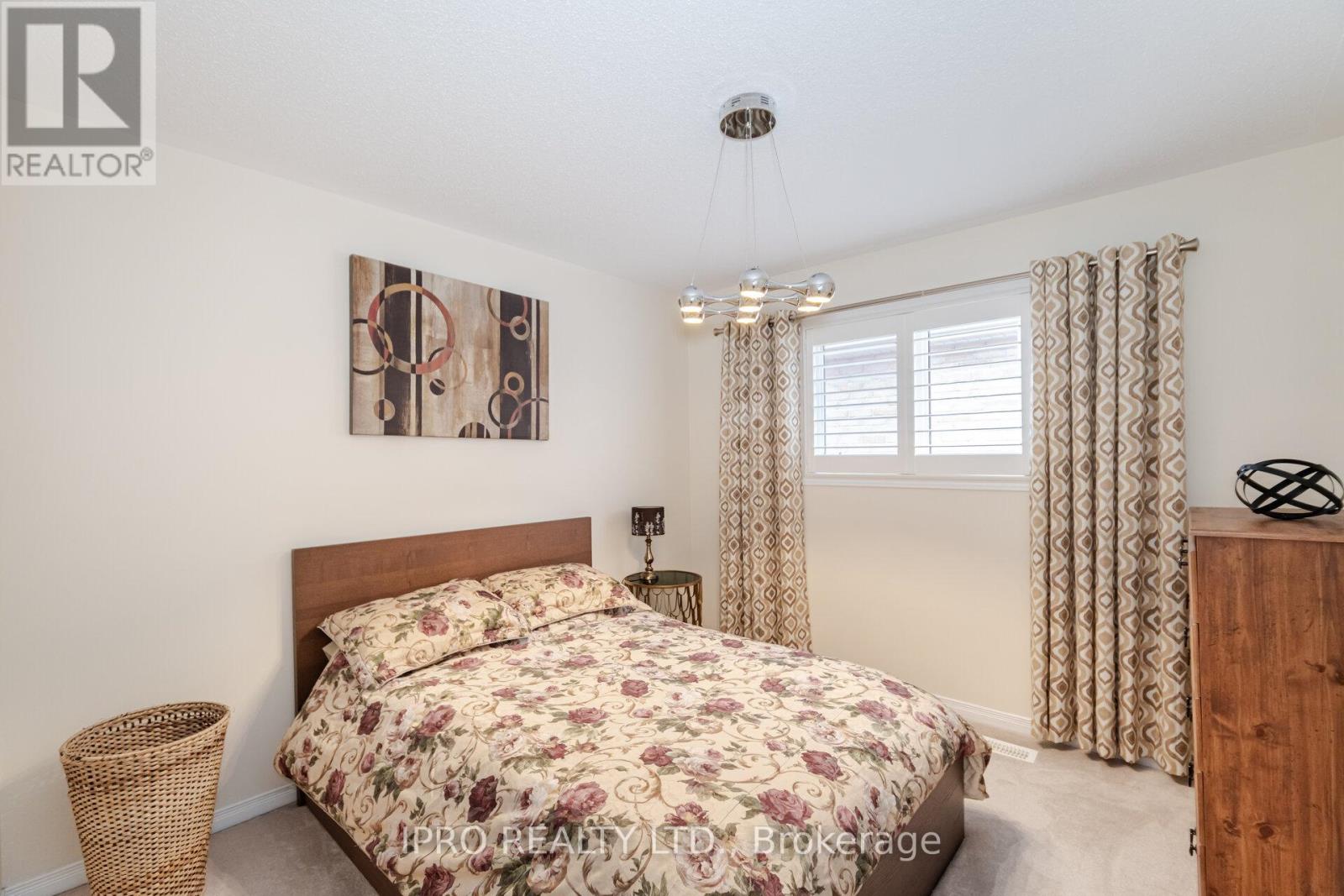 14 Duffel Crescent, Halton Hills, Ontario  L7G 0H7 - Photo 30 - W12143925