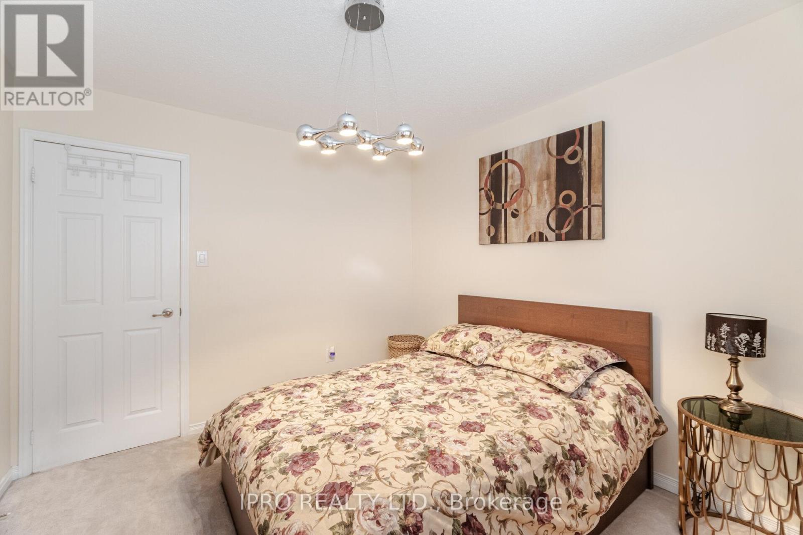 14 Duffel Crescent, Halton Hills, Ontario  L7G 0H7 - Photo 31 - W12143925
