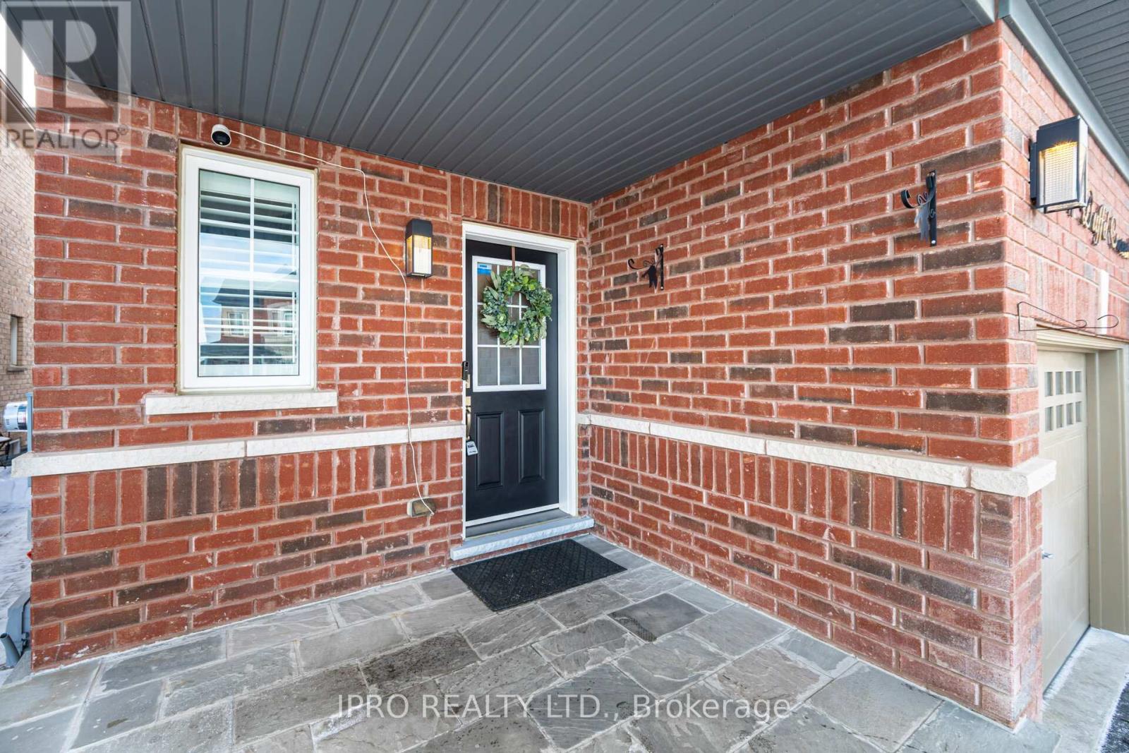 14 Duffel Crescent, Halton Hills, Ontario  L7G 0H7 - Photo 4 - W12143925