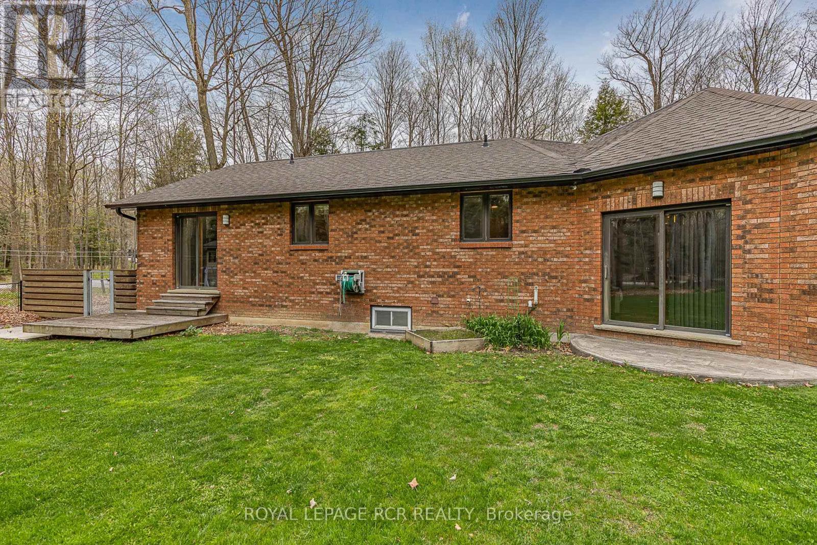 1 Beech Tree Lane, Whitchurch-Stouffville, Ontario  L4A 7X4 - Photo 36 - N12141958