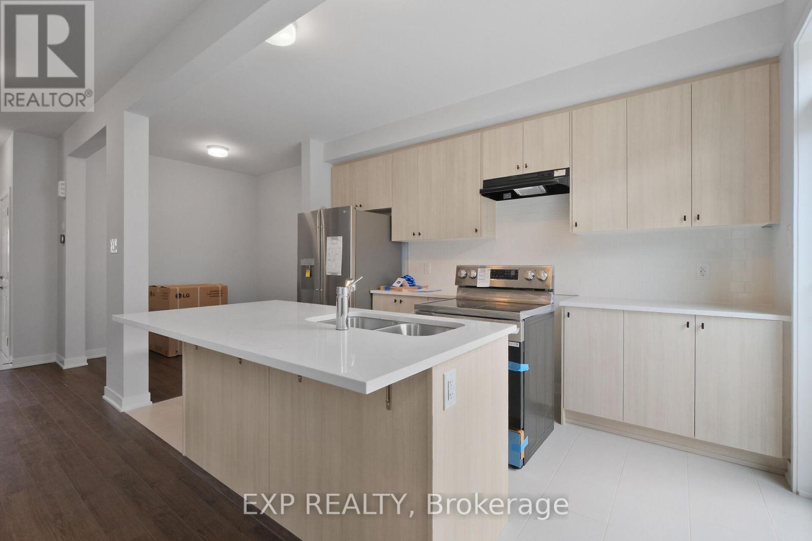 473 Brigatine Avenue, Ottawa, Ontario  K2S 0P9 - Photo 12 - X12143934