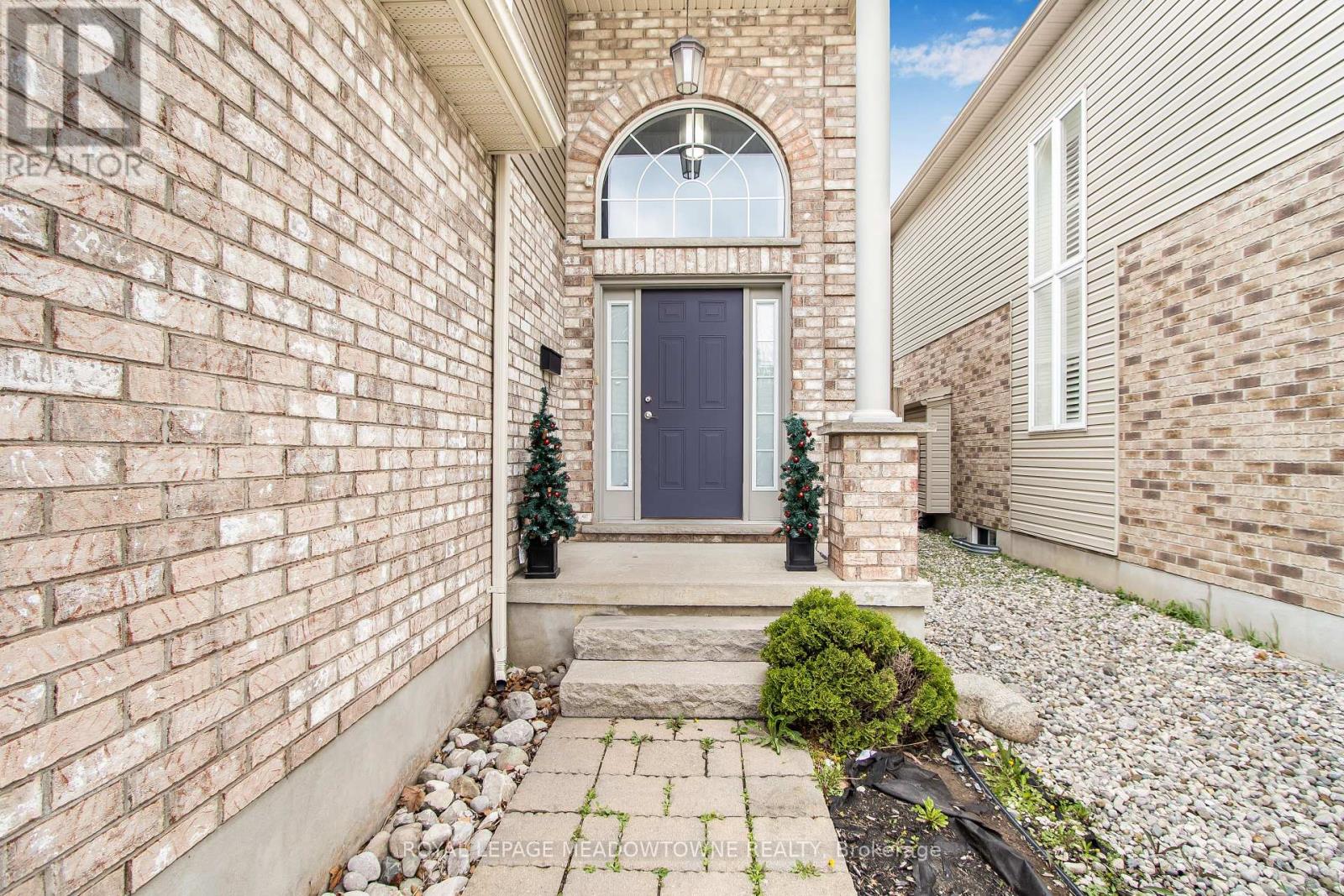 Property at 1162 SMITHER ROAD image 3
