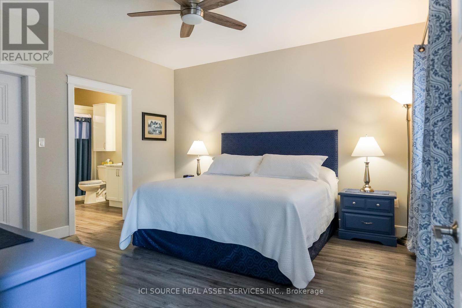 1306 15th Avenue E, Owen Sound, Ontario  N4K 5R9 - Photo 14 - X12143837