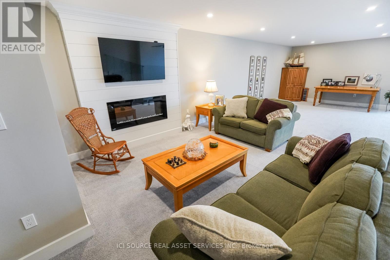 1306 15th Avenue E, Owen Sound, Ontario  N4K 5R9 - Photo 9 - X12143837