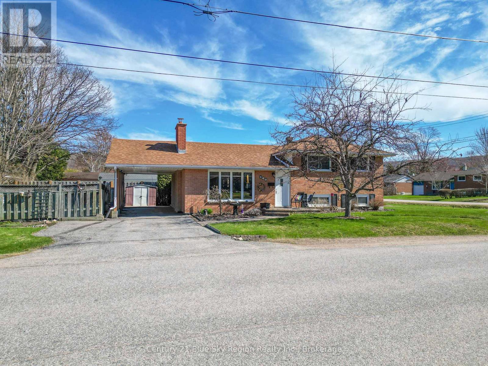 Property at 160 CARLO CRESCENT image 1