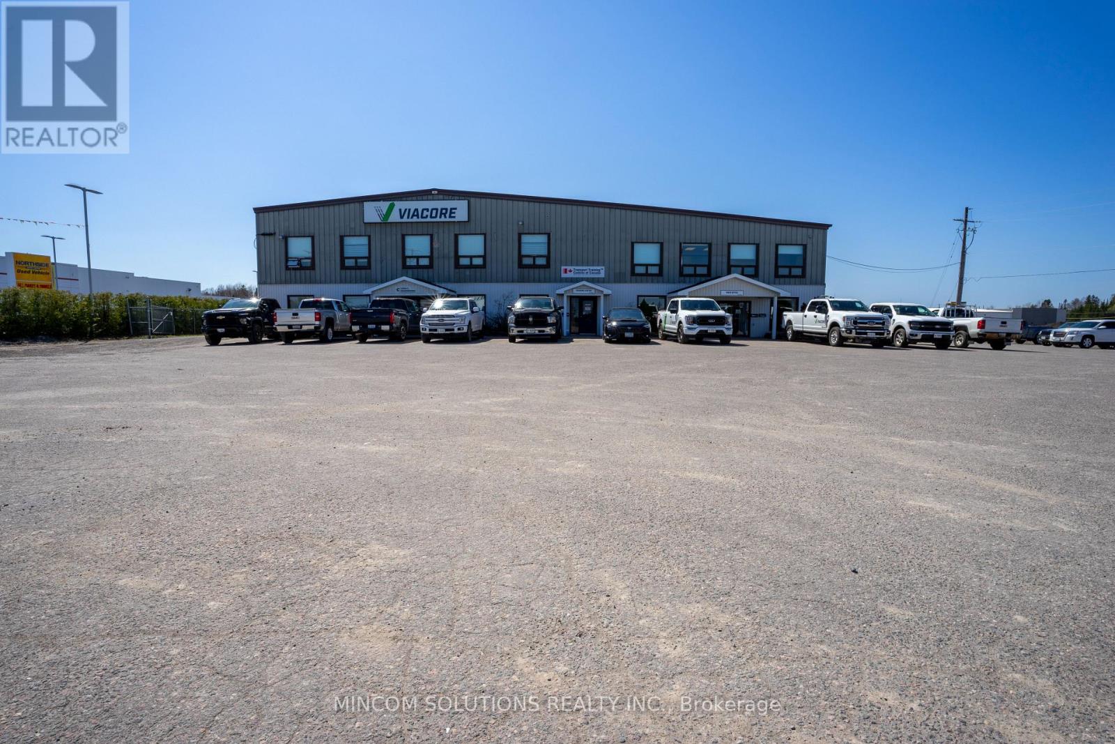 815 GREAT NORTHERN ROAD, Sault Ste Marie, Ontario