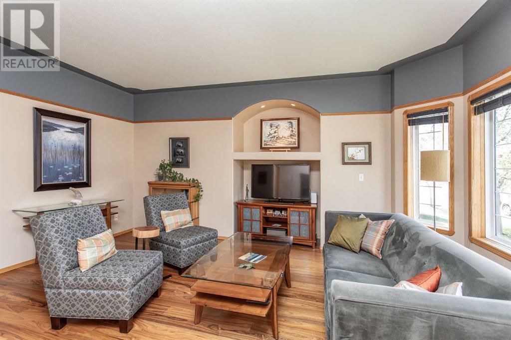 86 Adams Close, Red Deer, Alberta  T4R 2W4 - Photo 3 - A2217737