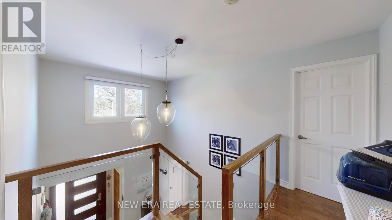 2311 Duncaster Drive, Burlington (Brant Hills), Ontario  L7P 4C2 - Photo 23 - W12142888