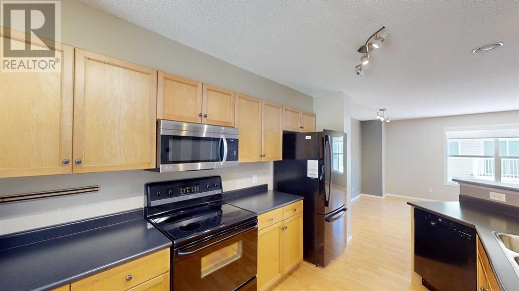 242 Mckenzie Towne Link Se, Calgary, Alberta  T2Z 4G3 - Photo 7 - A2212965