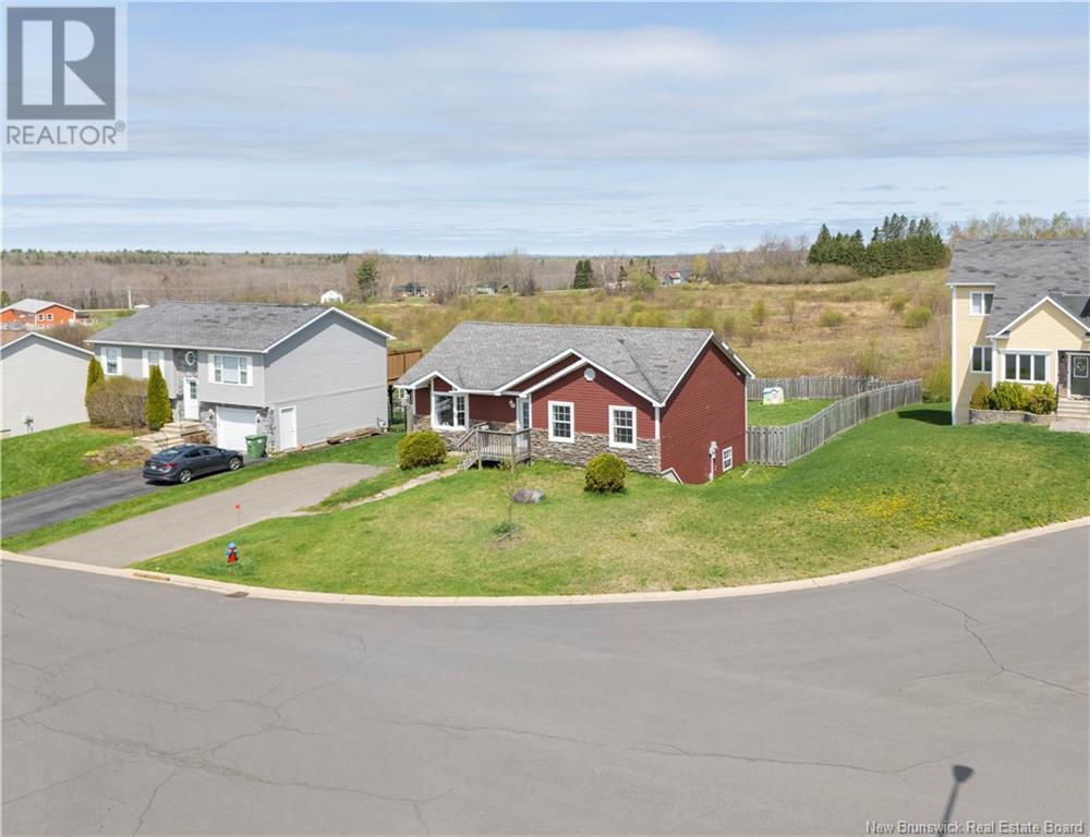 Property at 33 Hallihan Drive image 4