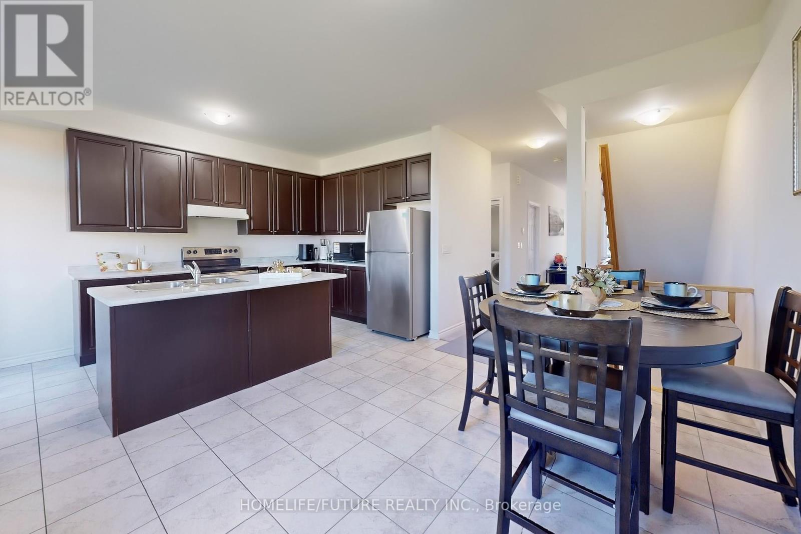 954 Kicking Horse Path, Oshawa, Ontario  L1J 0B4 - Photo 14 - E12140413