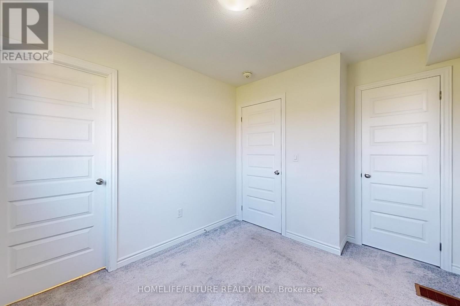 954 Kicking Horse Path, Oshawa, Ontario  L1J 0B4 - Photo 7 - E12140413