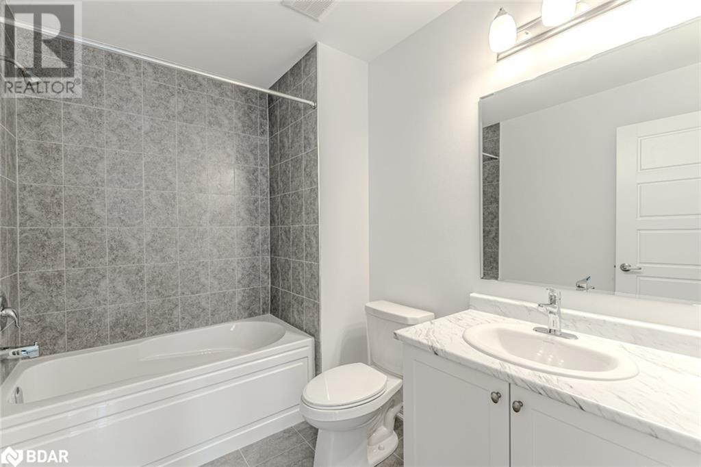 37 Pearen Lane, Barrie, Ontario  L9J 1A3 - Photo 13 - 40726921