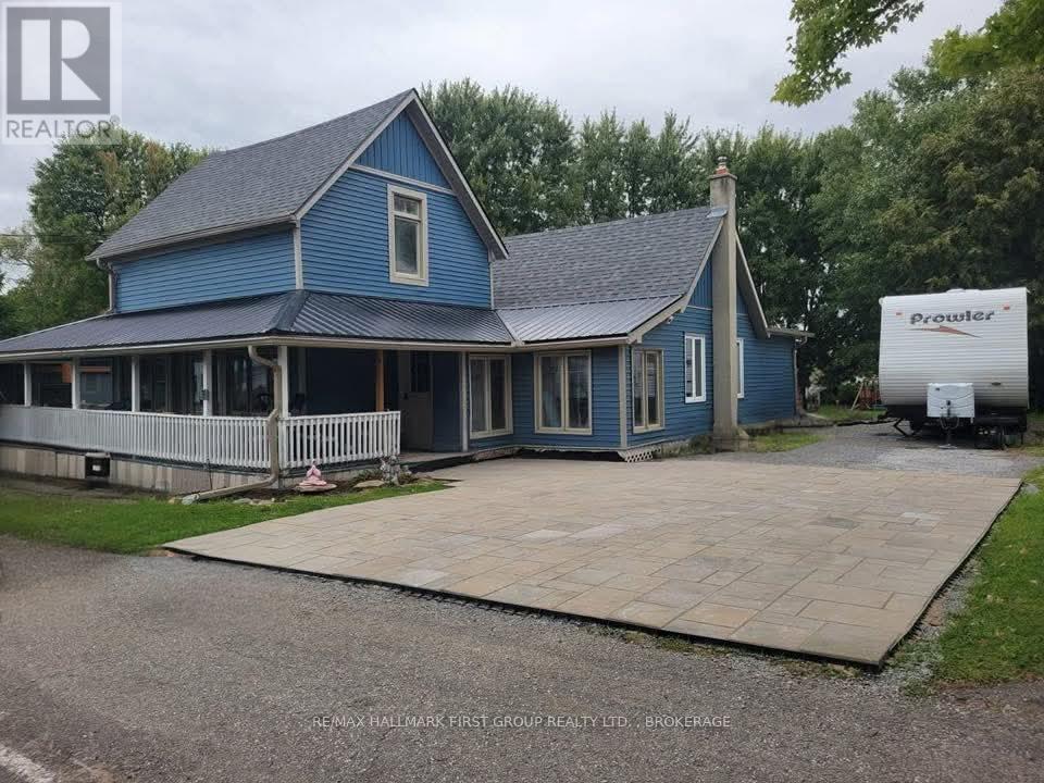 11 CAMPBELL STREET, Rideau Lakes, Ontario