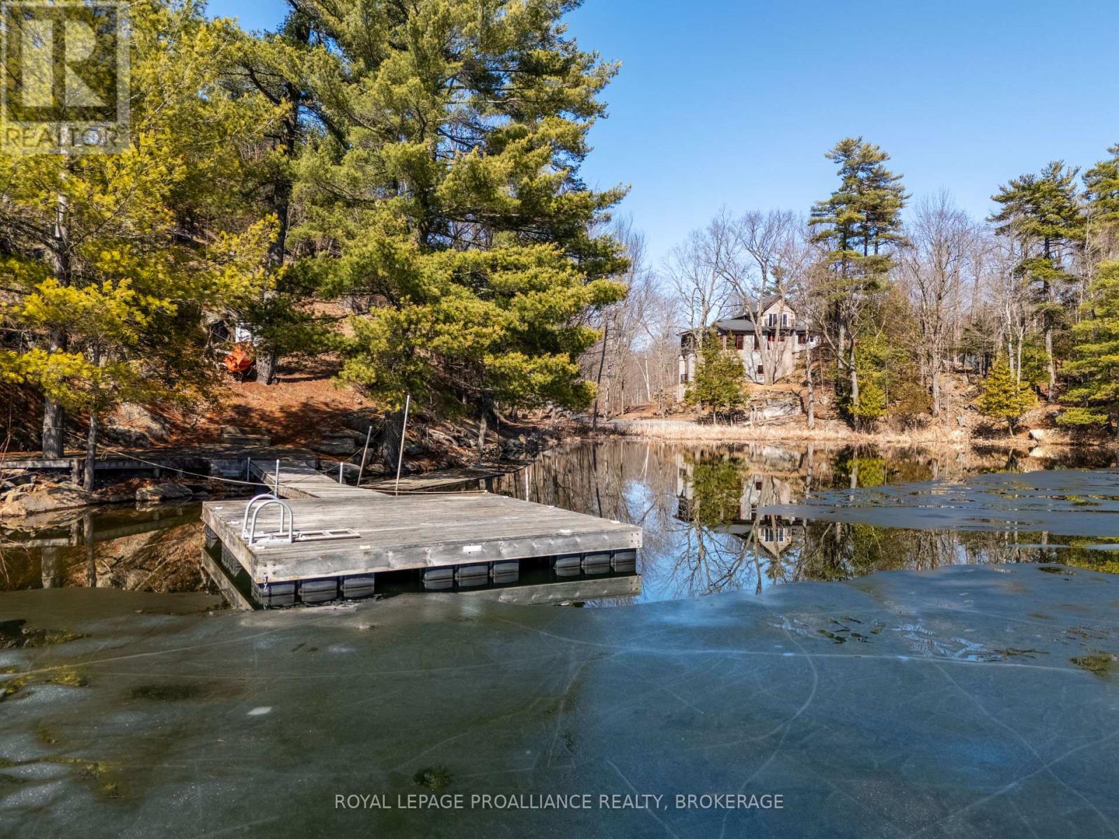 7955 Perth Road, Frontenac, Ontario  K0H 2L0 - Photo 2 - X12143928