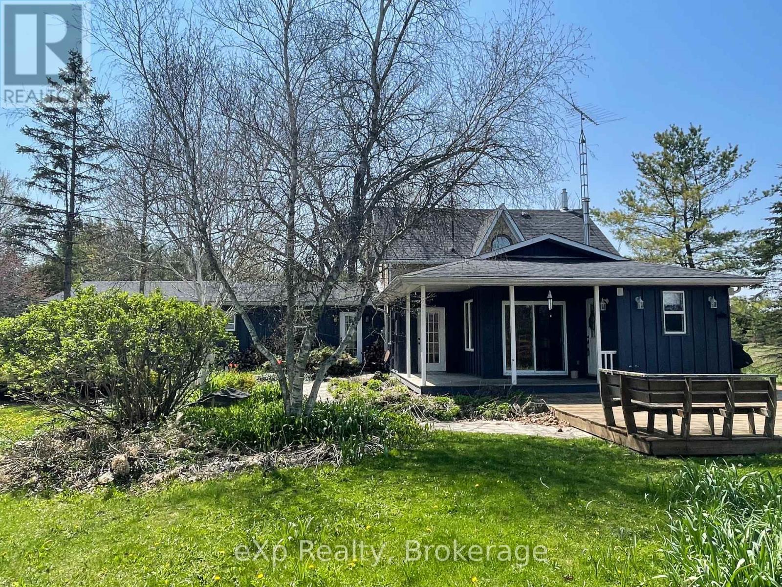394213 Concession 2, West Grey, Ontario  N0C 1H0 - Photo 3 - X12138100