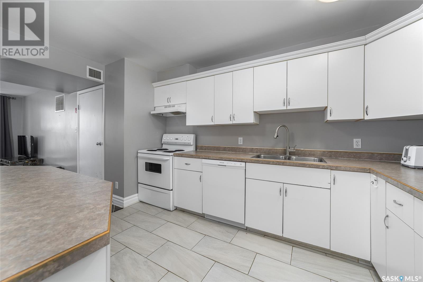 404 1839 Scarth Street, Regina, Saskatchewan  S4P 2G9 - Photo 8 - SK005639