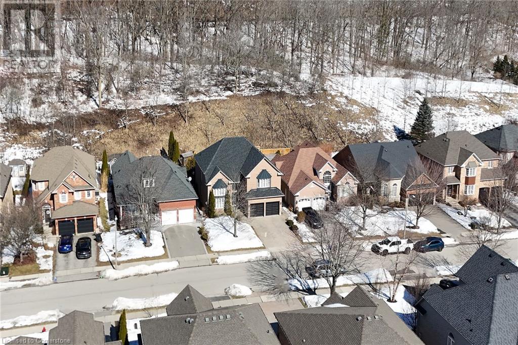 132 Davidson Boulevard, Dundas, Ontario  L9H 7M5 - Photo 4 - 40721164