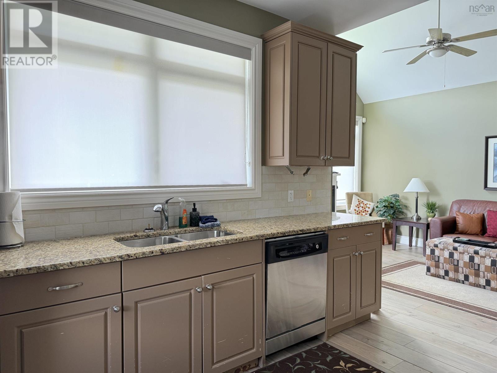 7 Bell Bay Way, Baddeck, Nova Scotia  B0C 1H0 - Photo 15 - 202504057