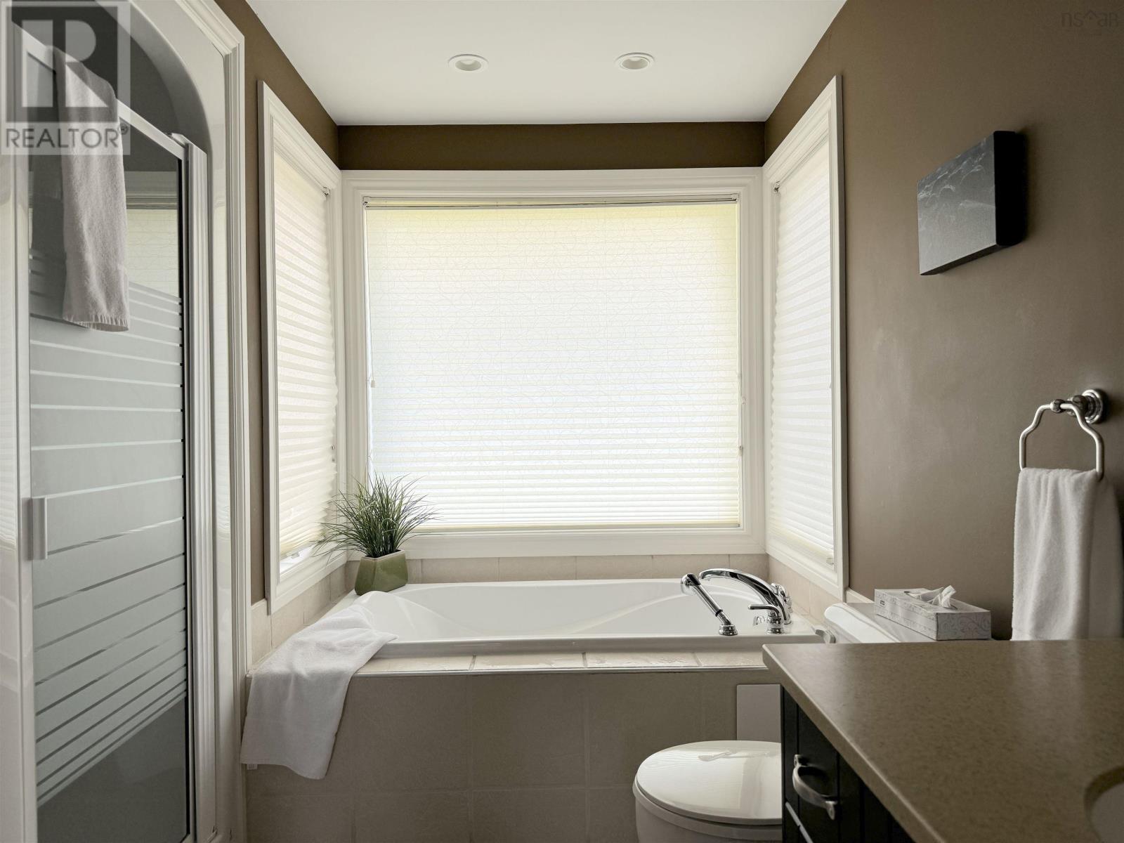 7 Bell Bay Way, Baddeck, Nova Scotia  B0C 1H0 - Photo 38 - 202504057