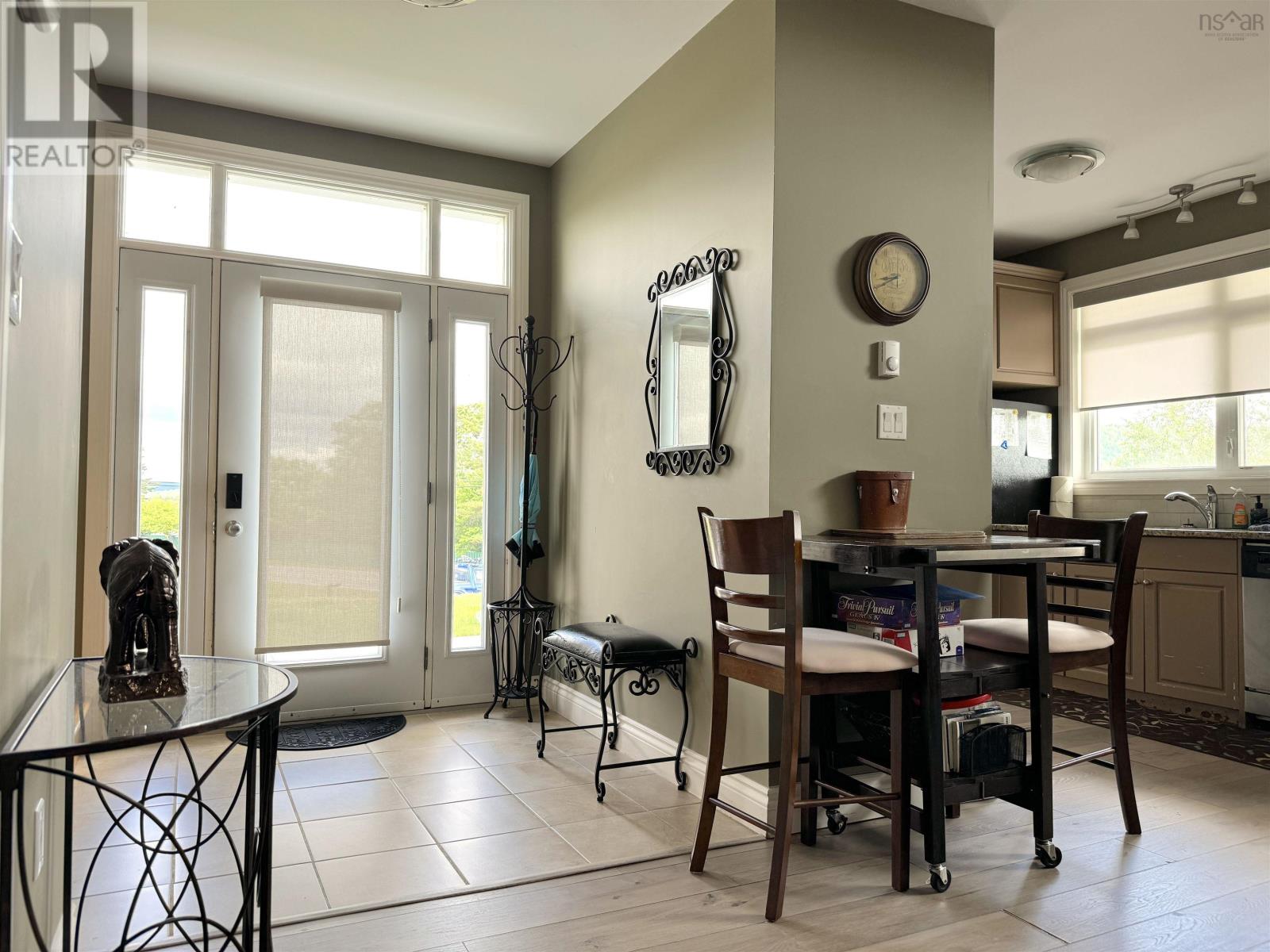 7 Bell Bay Way, Baddeck, Nova Scotia  B0C 1H0 - Photo 8 - 202504057