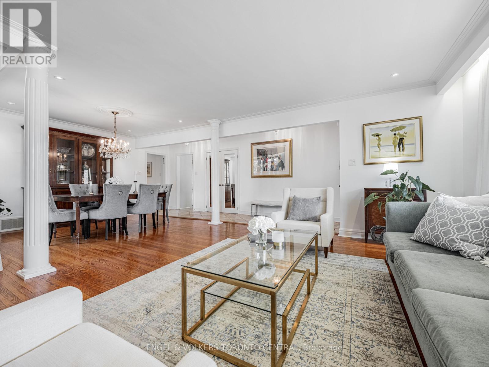 Property at 41 EVANSTON DRIVE image 4
