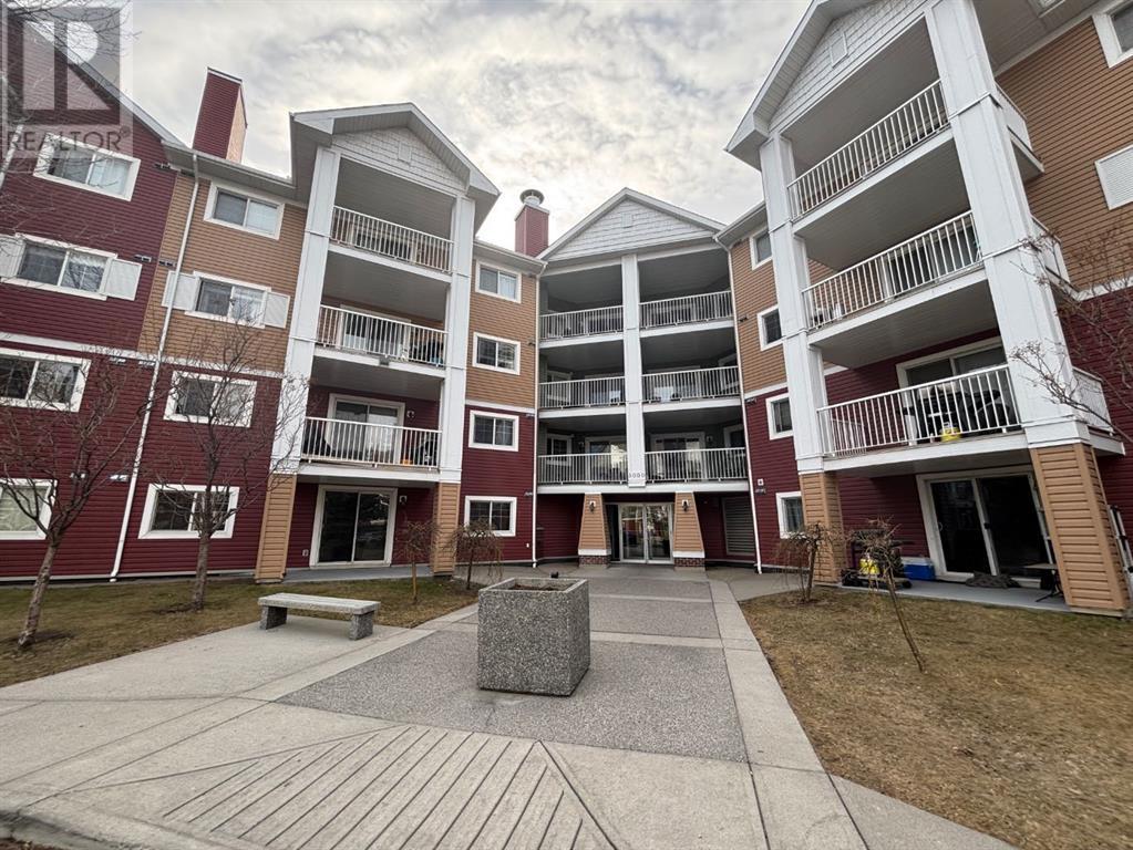 3318, 10 Prestwick Bay Se, Calgary, Alberta  T2Z 0B5 - Photo 1 - A2212658