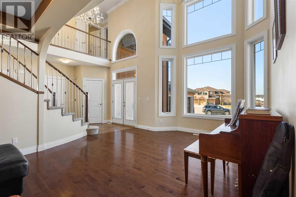 Property at 431 Railway Place SE image 5