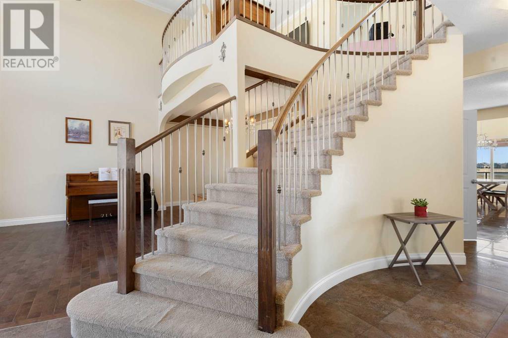 Property at 431 Railway Place SE image 3