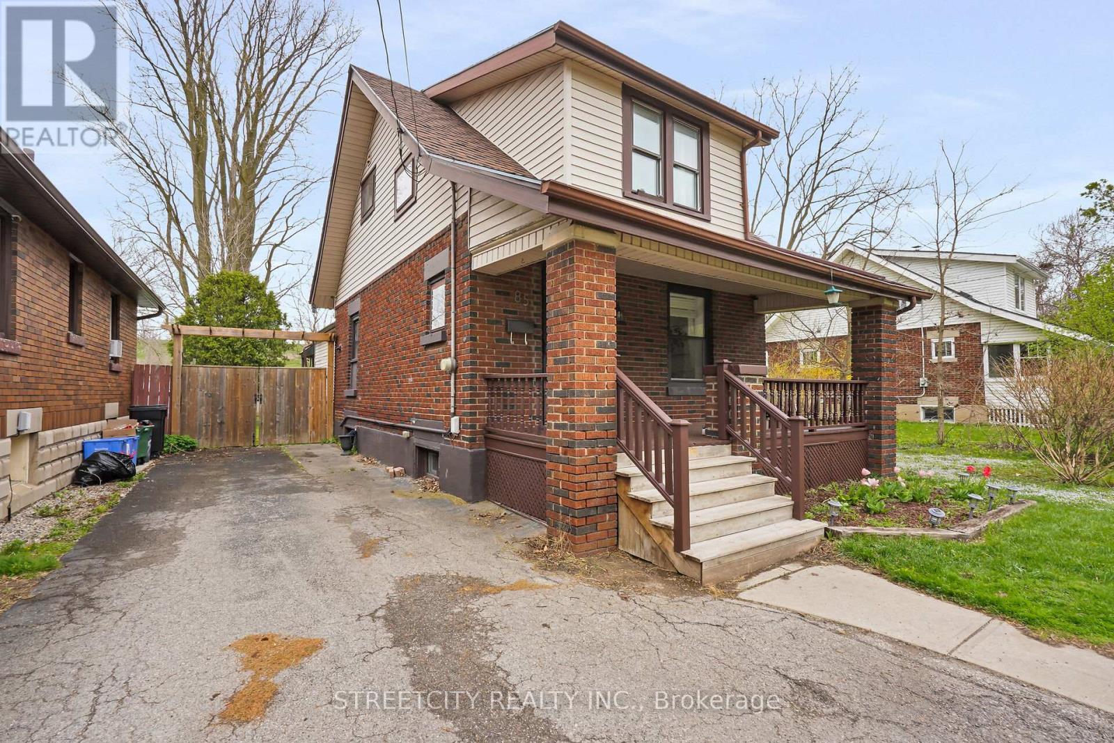 Property at 85 SPRINGBANK DRIVE image 1