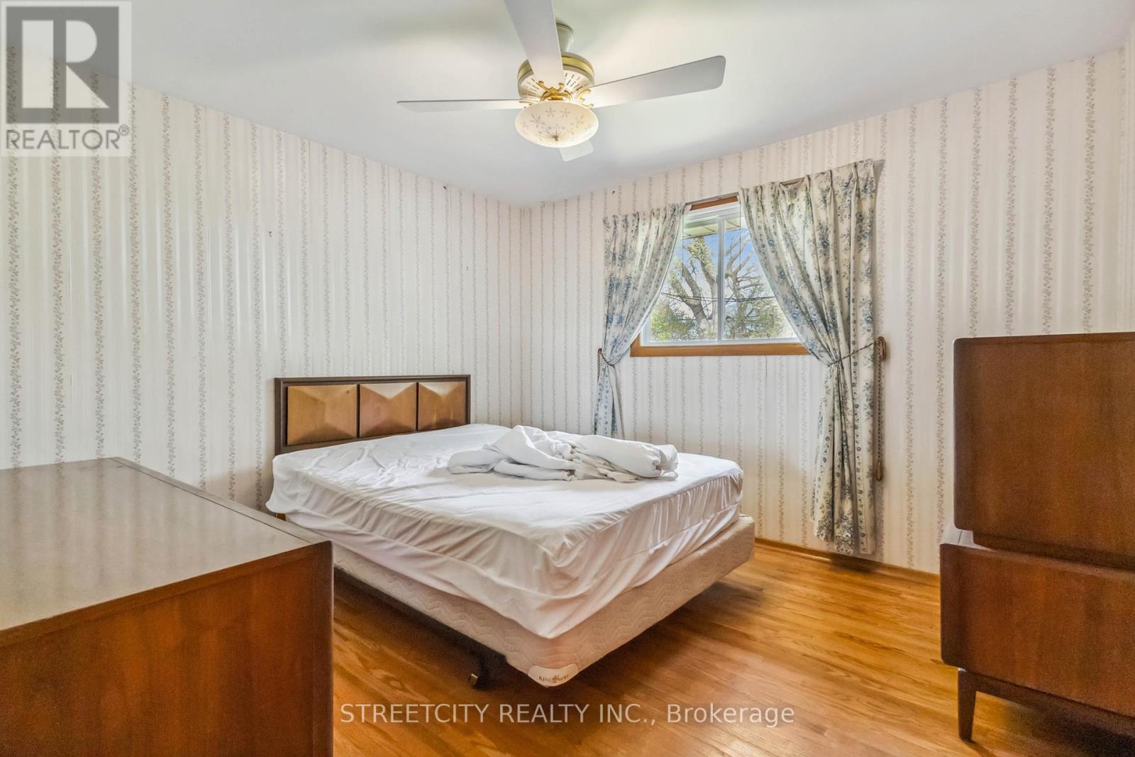 120 Lyman Street, London East (East C), Ontario  N5Y 1M8 - Photo 17 - X12144095