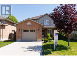 50 MOFFATT LANE, Strathroy-Caradoc, Ontario