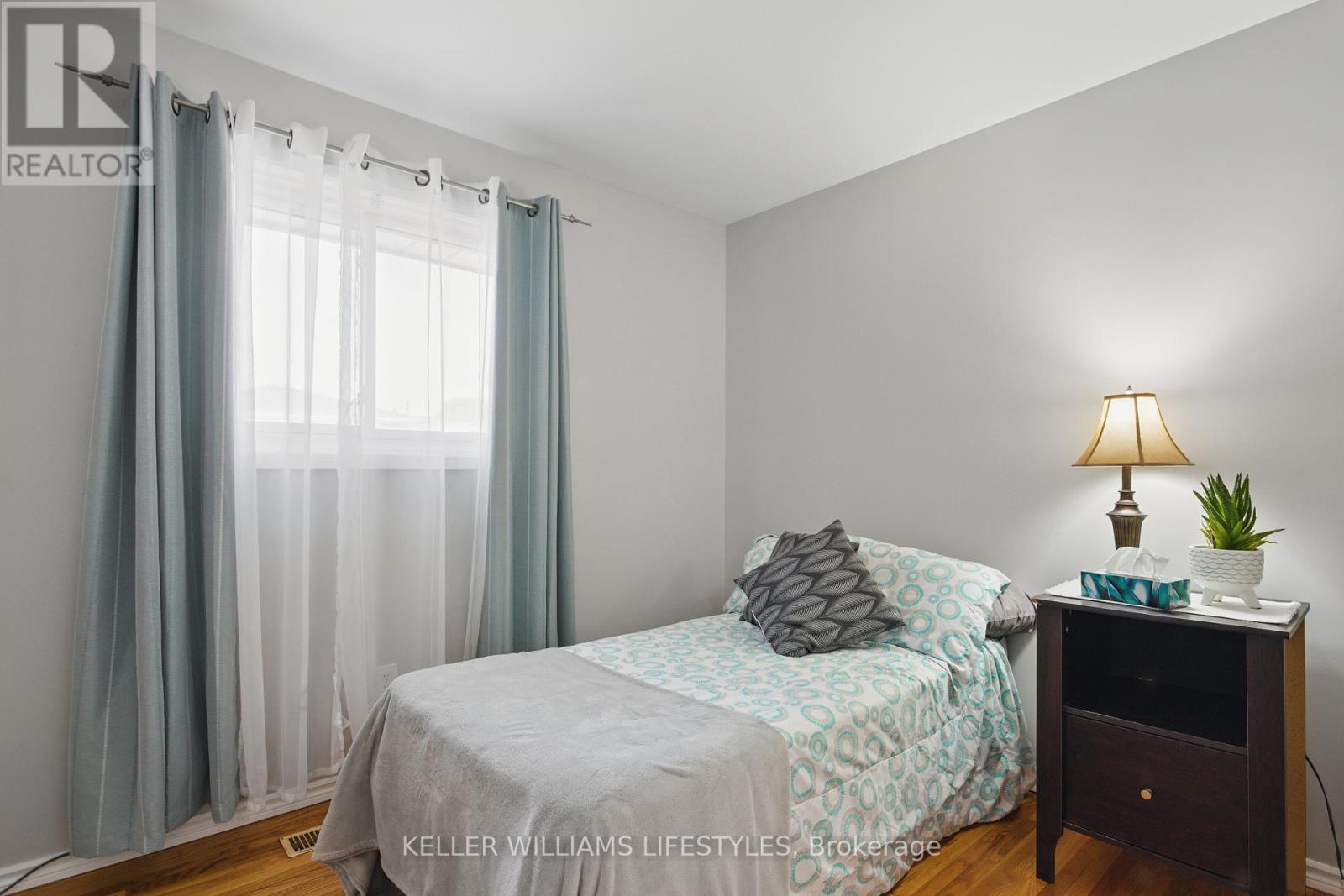 41 Manor Road, St. Thomas, Ontario  N5R 4Z4 - Photo 17 - X12144119