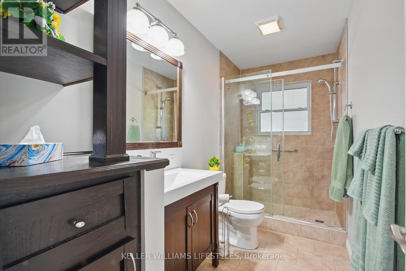 41 Manor Road, St. Thomas, Ontario  N5R 4Z4 - Photo 19 - X12144119